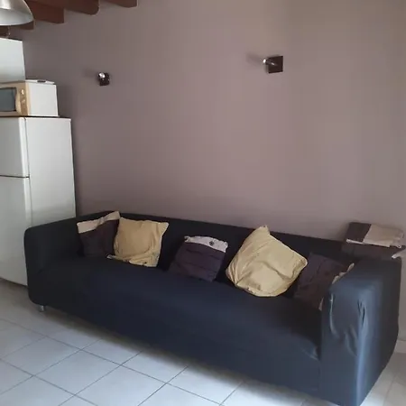 Maison De Village